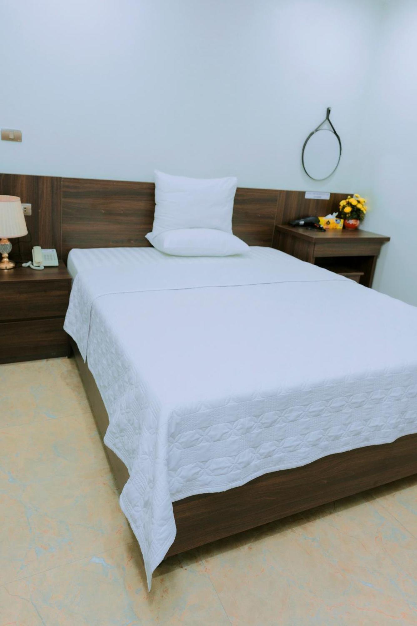 Thu Ha Hotel Uông Bí Kültér fotó