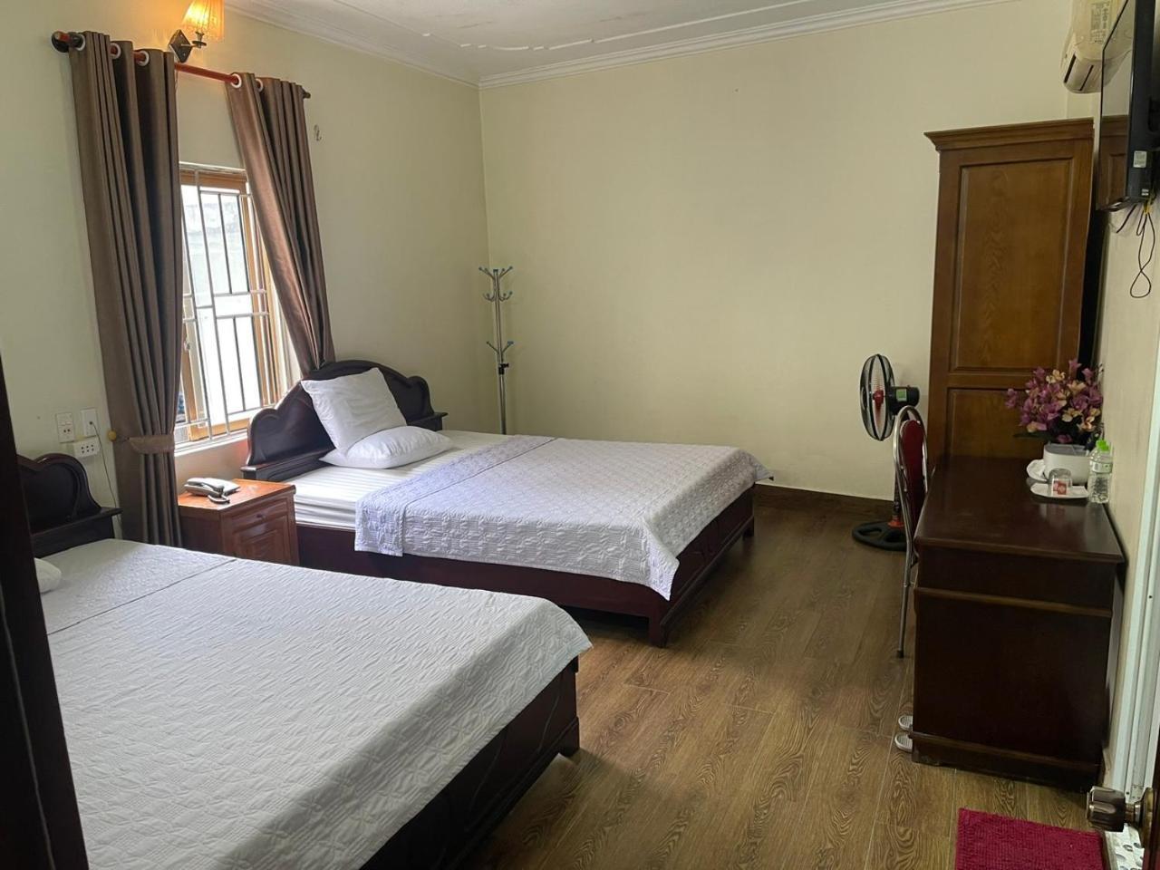 Thu Ha Hotel Uông Bí Kültér fotó